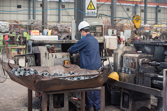 宜城网架锥头车间